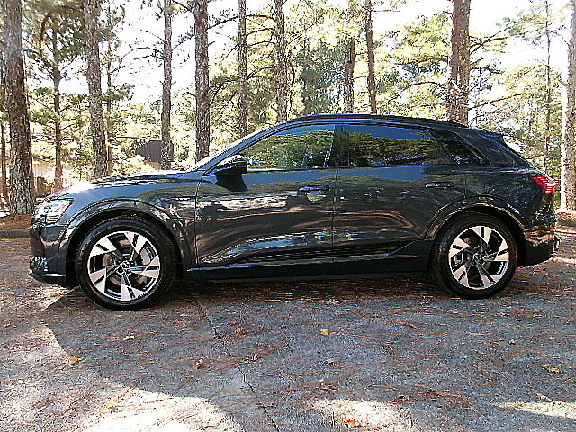 Audi E-Tron  2021 Audi E-Tron  2021