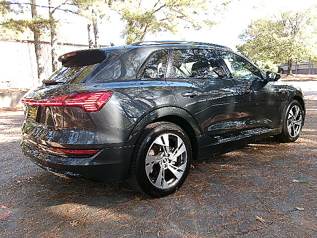 Audi E-Tron  2021 Audi E-Tron  2021