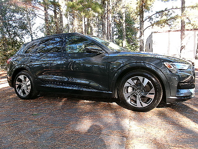 Audi E-Tron  2021 Audi E-Tron  2021