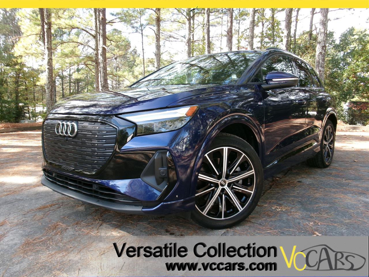 Audi Q4 e-tron  2022 Audi Q4 e-tron  2022