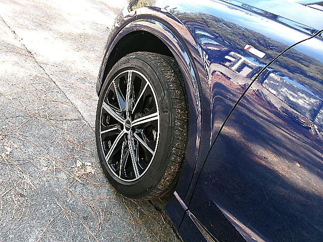 Audi Q4 e-tron  2022 Audi Q4 e-tron  2022