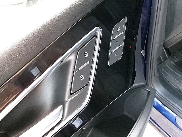 Audi Q4 e-tron  2022 Audi Q4 e-tron  2022