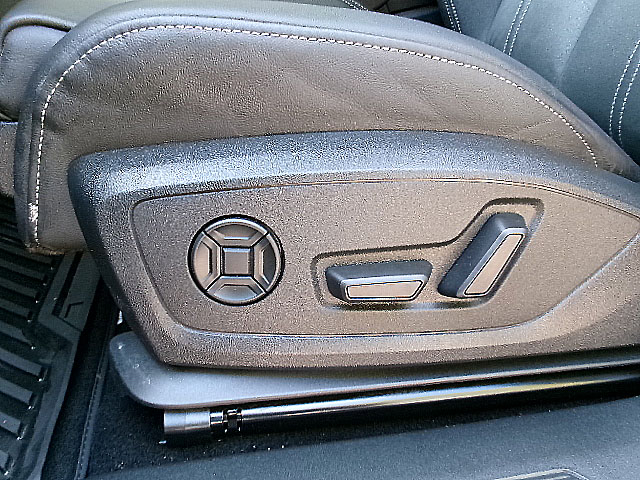 Audi Q4 e-tron  2022 Audi Q4 e-tron  2022