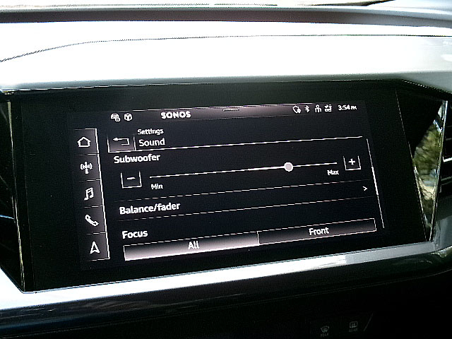 Audi Q4 e-tron  2022 Audi Q4 e-tron  2022