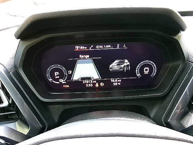 Audi Q4 e-tron  2022 Audi Q4 e-tron  2022