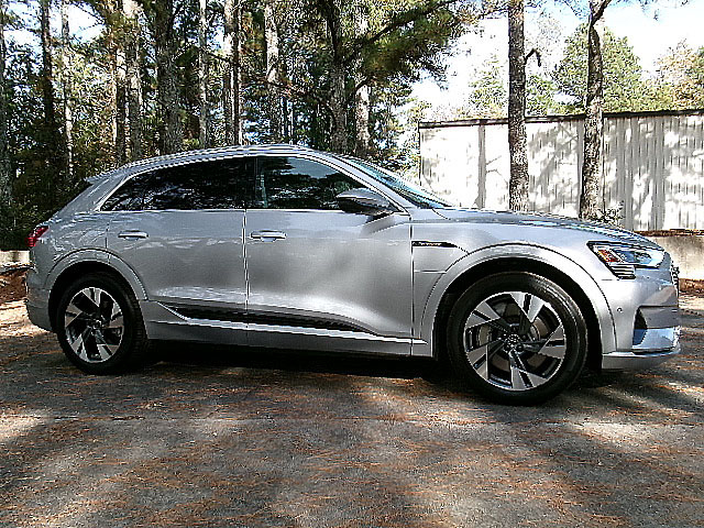 Audi E-Tron  2022 Audi E-Tron  2022