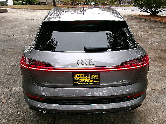 Audi E-Tron  2022 Audi E-Tron  2022