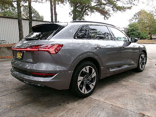 Audi E-Tron  2022 Audi E-Tron  2022