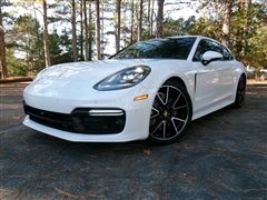 2020 Porsche Panamera 