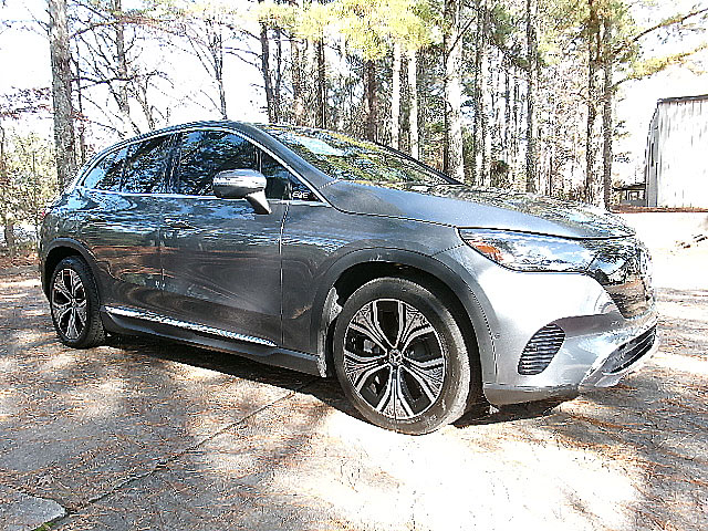 Mercedes-Benz EQE  2023