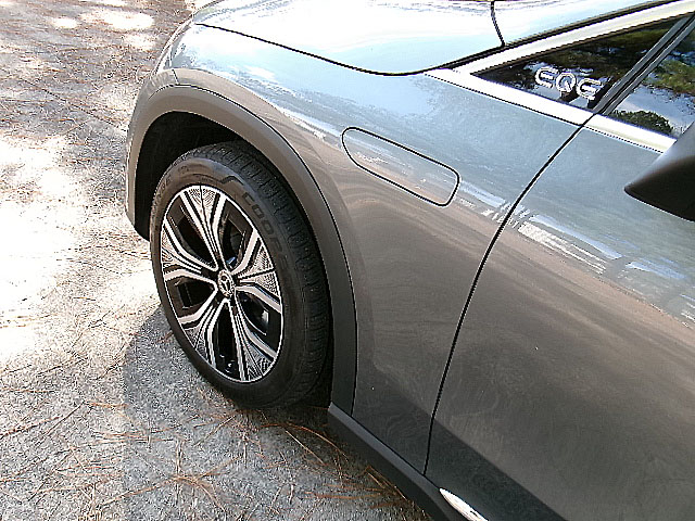 Mercedes-Benz EQE  2023