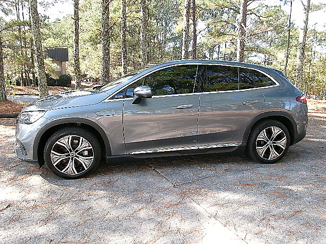 Mercedes-Benz EQE  2023