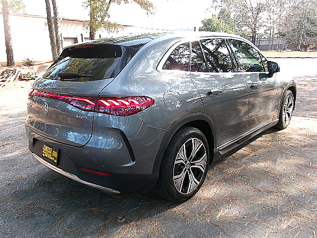 Mercedes-Benz EQE  2023