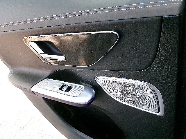 Mercedes-Benz EQE  2023