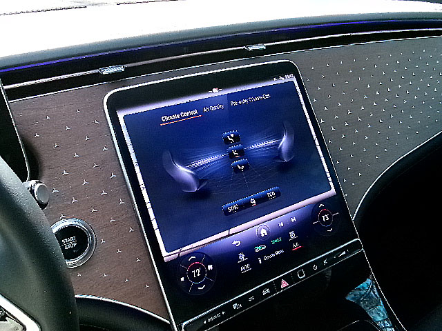 Mercedes-Benz EQE  2023