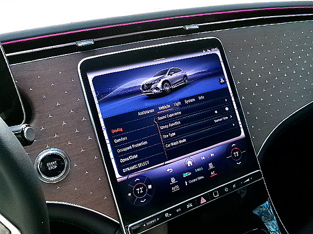 Mercedes-Benz EQE  2023