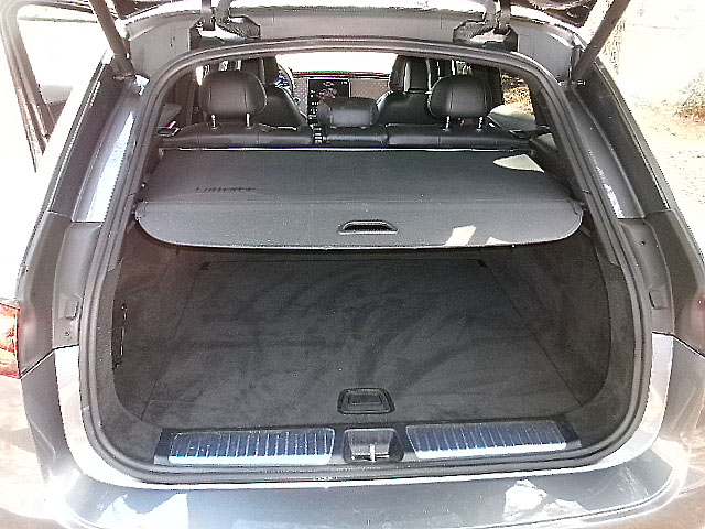 Mercedes-Benz EQE  2023