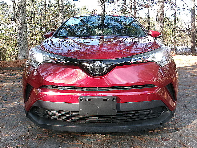 2019 Toyota C-HR XLE Limited photo 4