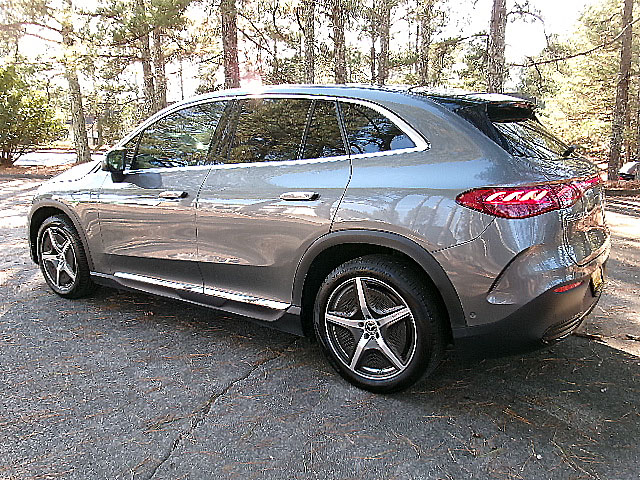 Mercedes-Benz EQE  2023