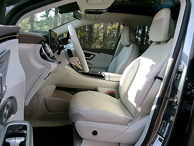 Mercedes-Benz EQE  2023