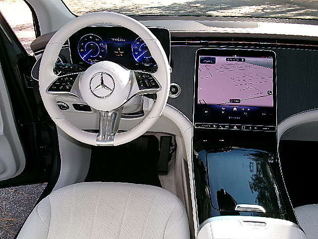 Mercedes-Benz EQE  2023