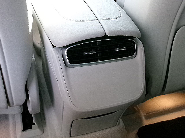 Mercedes-Benz EQE  2023