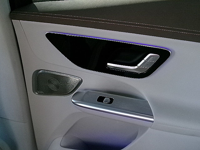 Mercedes-Benz EQE  2023