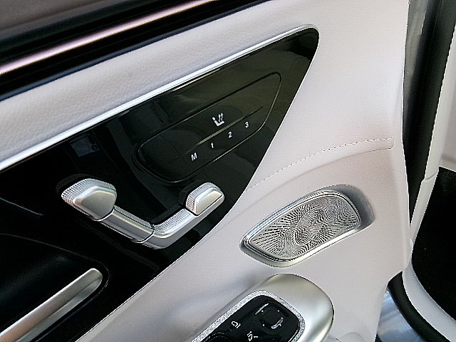 Mercedes-Benz EQE  2023