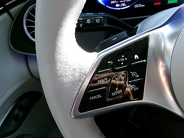 Mercedes-Benz EQE  2023