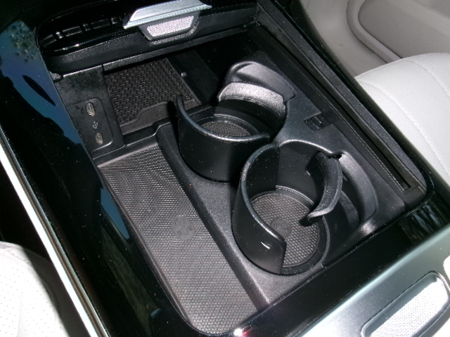 Mercedes-Benz EQE  2023