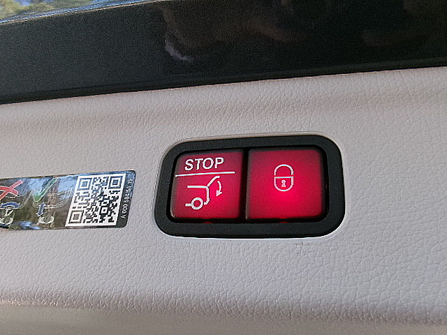 Mercedes-Benz EQE  2023