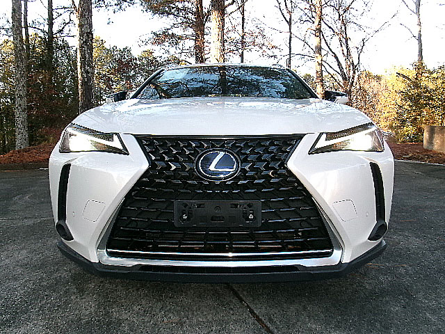 Lexus UX  2020