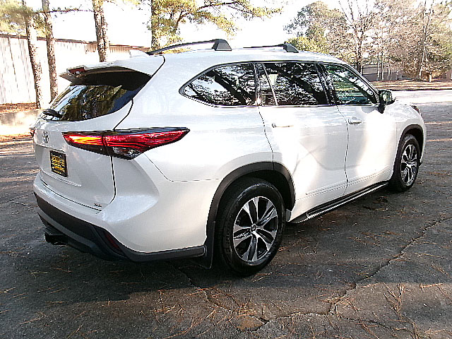 Toyota Highlander  2021
