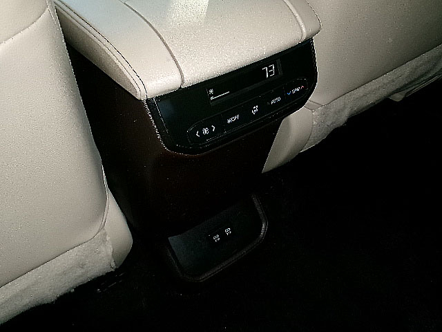 Toyota Highlander  2021