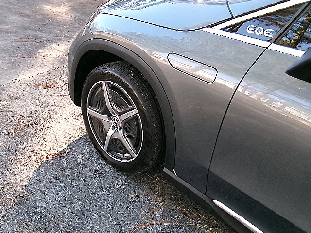 Mercedes-Benz EQE  2023