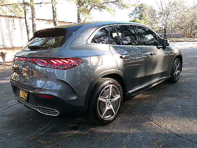 Mercedes-Benz EQE  2023