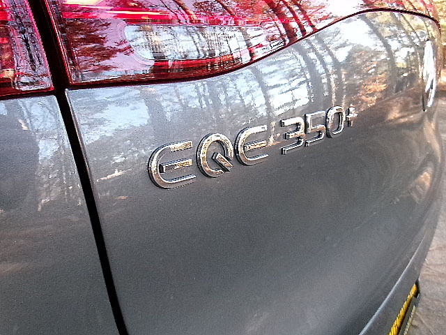 Mercedes-Benz EQE  2023