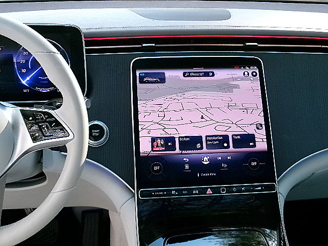 Mercedes-Benz EQE  2023