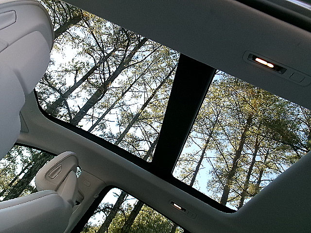 Mercedes-Benz EQE  2023