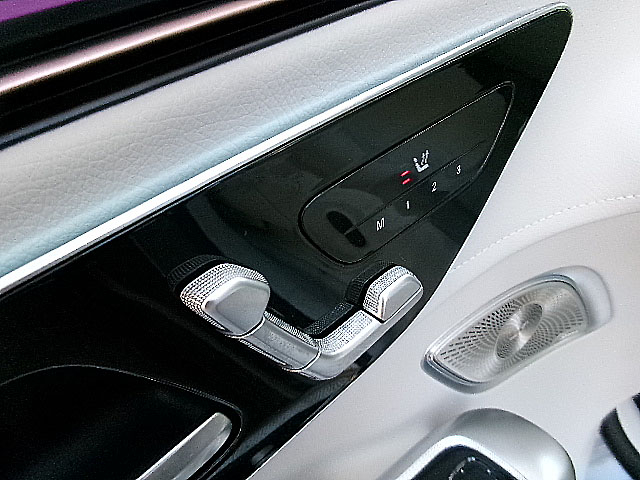 Mercedes-Benz EQE  2023