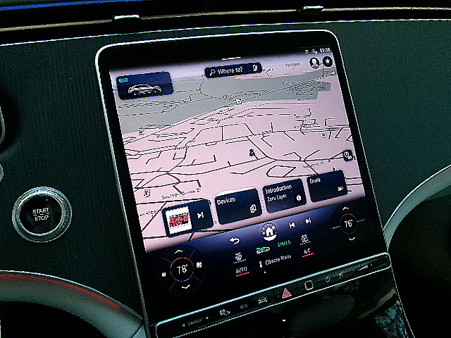 Mercedes-Benz EQE  2023