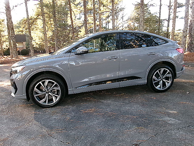 Audi Q4 e-tron Sportback  2023