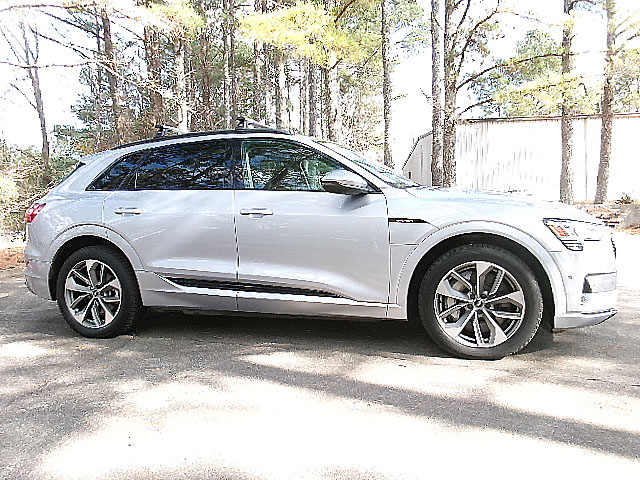 Audi E-Tron  2021