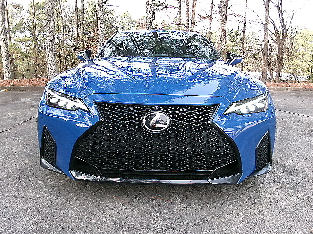 Lexus IS  2022