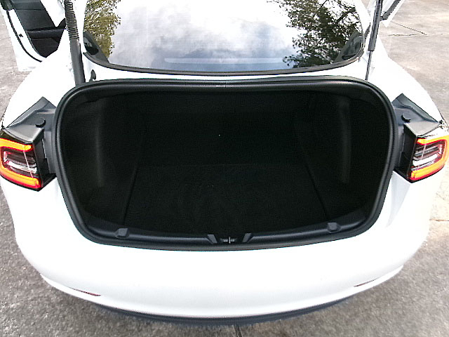 Tesla Model 3 Standard Range Plus RWD 2021