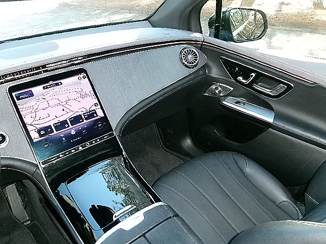 Mercedes-Benz EQE  2023