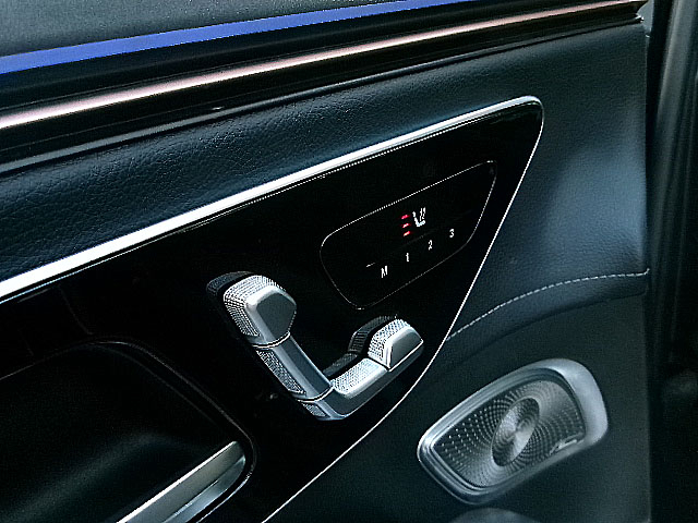 Mercedes-Benz EQE  2023