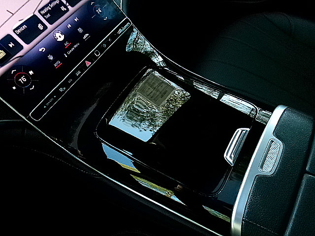 Mercedes-Benz EQE  2023