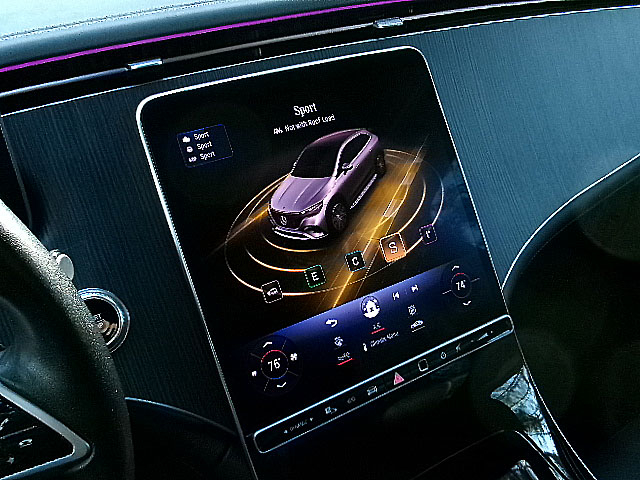 Mercedes-Benz EQE  2023