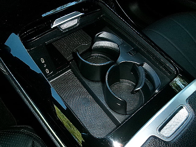 Mercedes-Benz EQE  2023